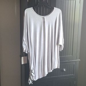 M Rena grey short sleeve shirt size med-Lg